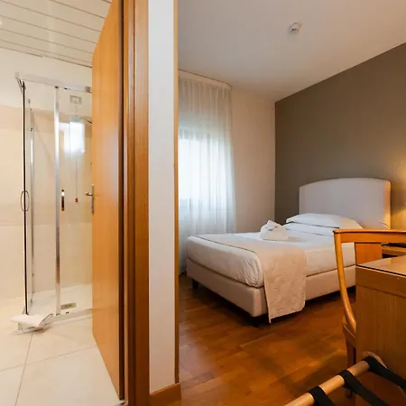 Hotell Touring Carpi