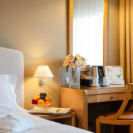 Touring Hotel