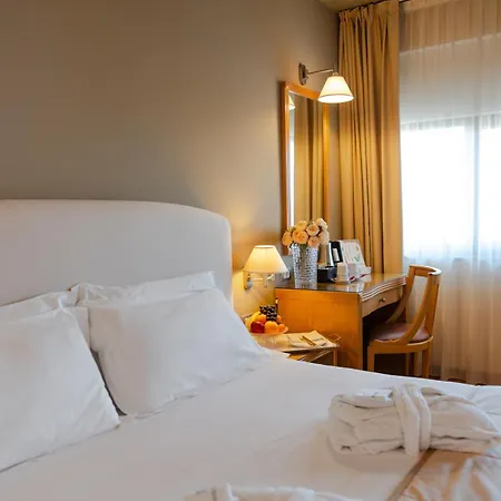 Touring Hotel 4*