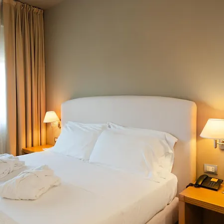 Touring Hotel