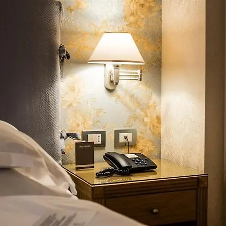 Touring Hotell 4*