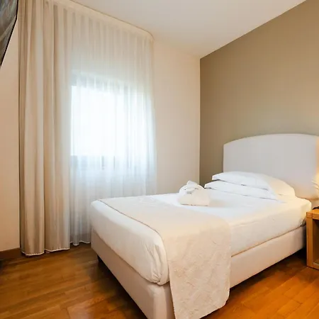 Szálloda Touring 4*