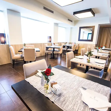 Szálloda Touring 4*